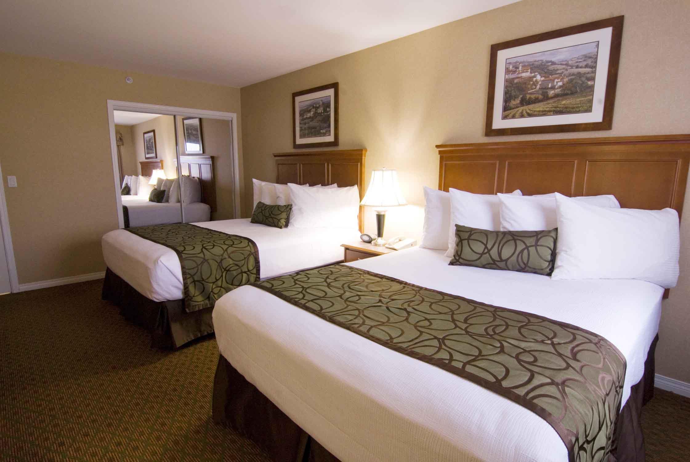 Best Western Plus Osoyoos Hotel & Suites Экстерьер фото